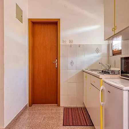 Apartment Marina 1 With Shared Pool *