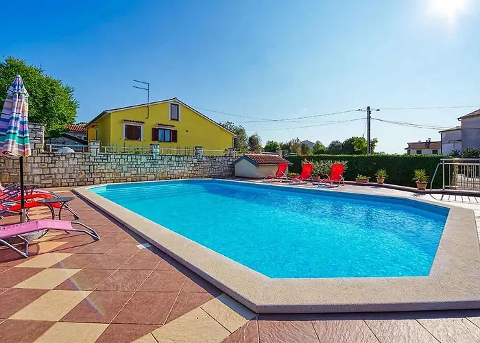 Apartment Marina 1 With Shared Pool *
